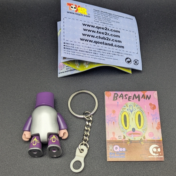 2005 QEE COLLECTION Hump-Qee Dump-Qee Silver Egg Vinyl Figure Gary Baseman Toy2R - Picture 6 of 9